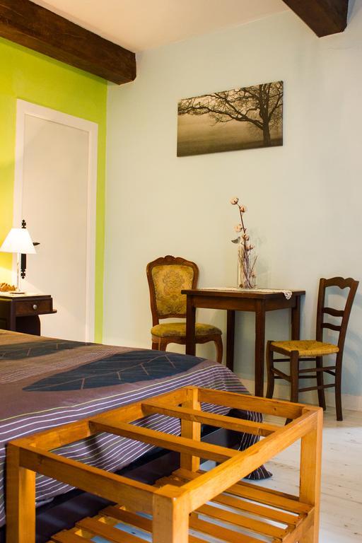 Bed and Breakfast Aux Ronzieres Pouilly-sous-Charlieu Pokoj fotografie