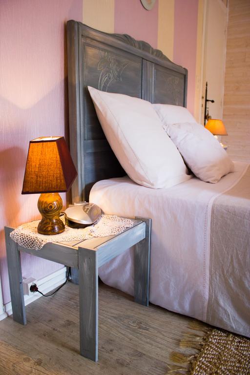 Bed and Breakfast Aux Ronzieres Pouilly-sous-Charlieu Pokoj fotografie